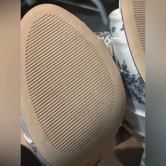 Born on Fifth for Antonio Melani Floral Heels - Picture 7 of 9